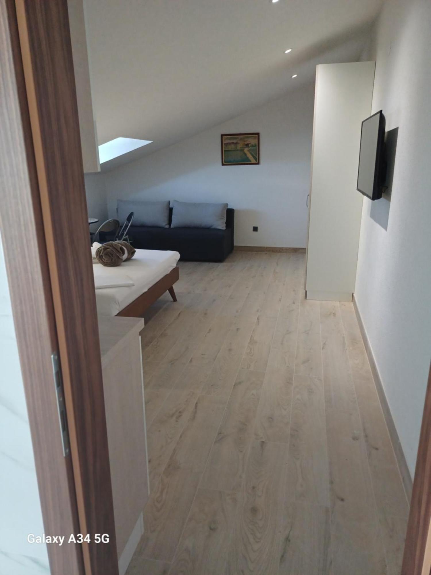 Apartmani Centar Selce Zewnętrze zdjęcie
